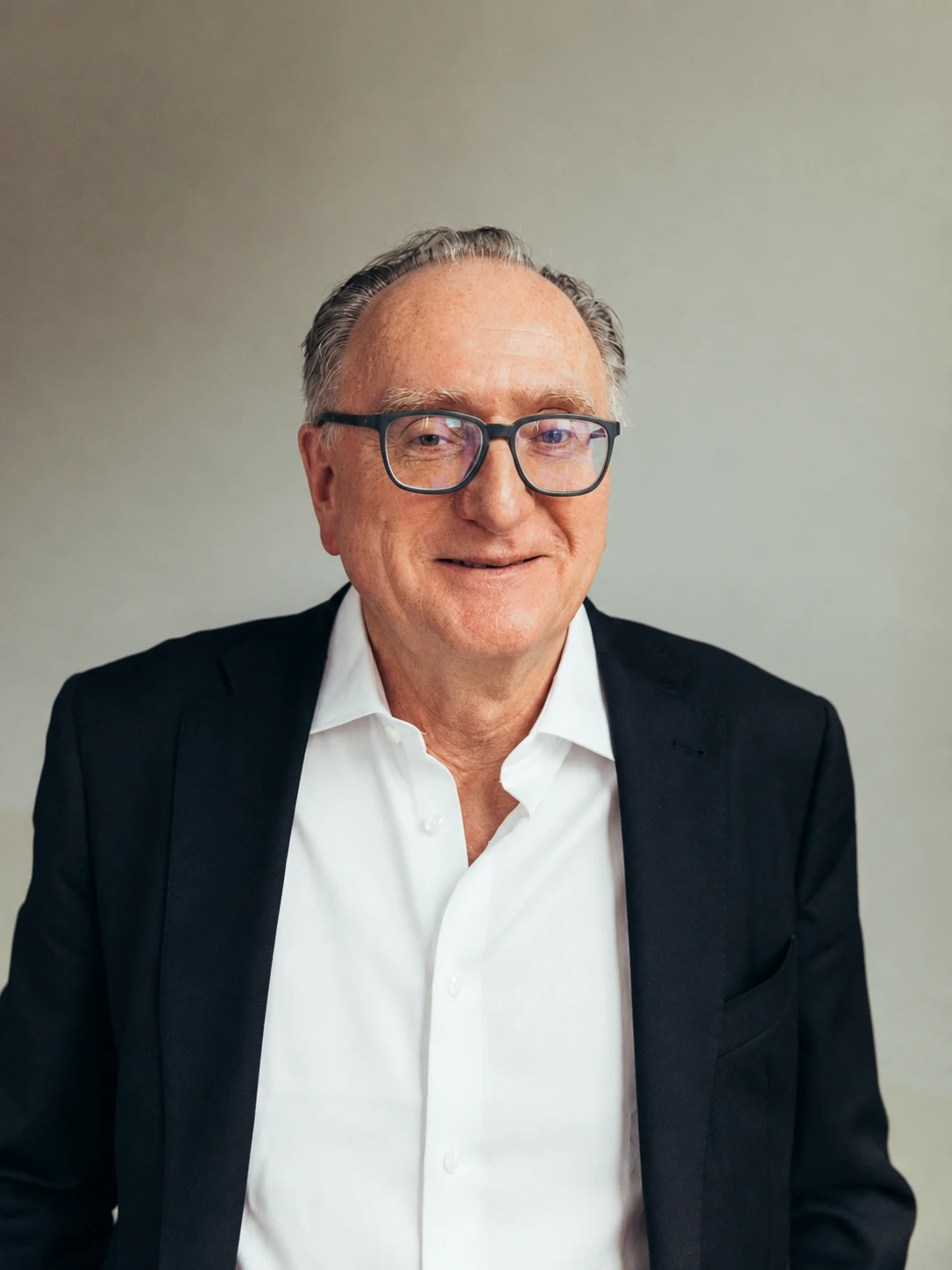 Porträt von Prof. Dr. Bertram Häussler